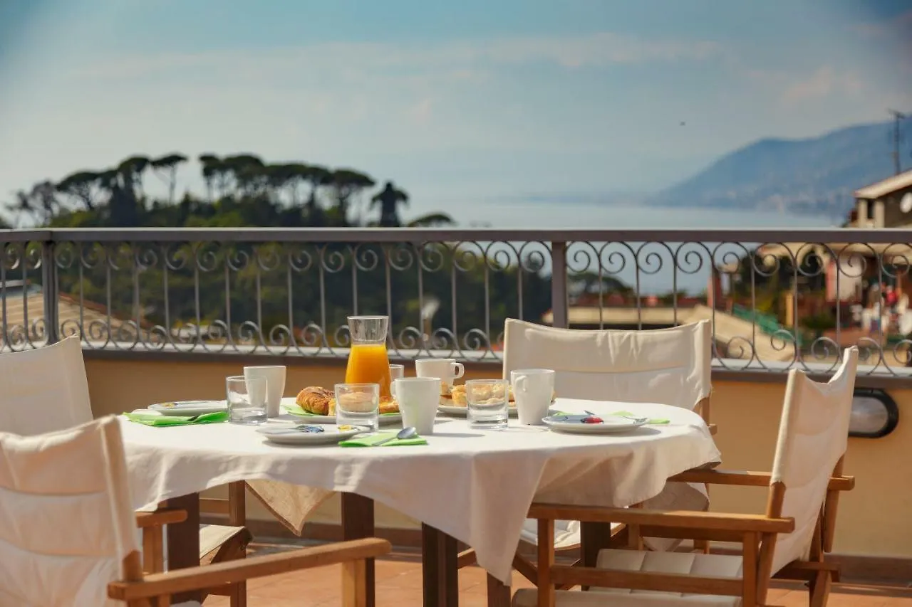 Casa Sophie- Big Terrace Sea View & Private Parking Apartment Camogli Italy